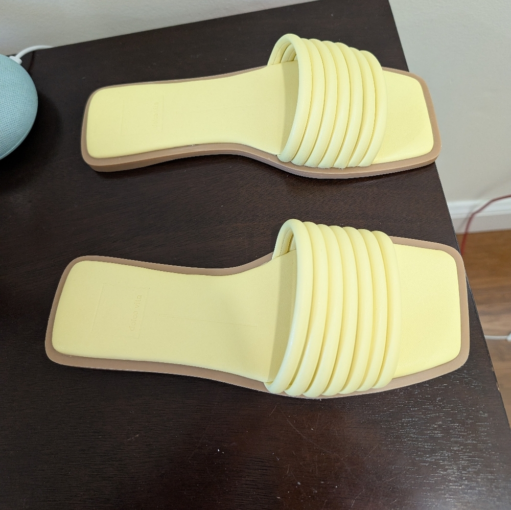 Dolce Vita Slide Sandal